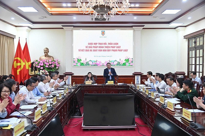 Toàn cảnh cuộc họp.