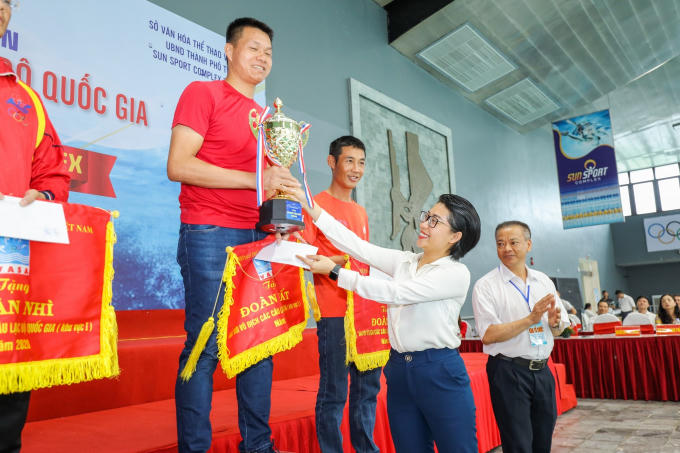 Đoàn Phú Thọ về nhất ở bộ môn lặn, xếp sau là chủ nhà Thanh Hóa và Thừa Thiên – Huế.
