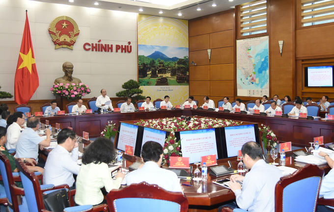Ban cán sự Đảng Chính Phủ làm việc với Thường vụ Đảng ủy Thành phố Hồ Chí Minh.