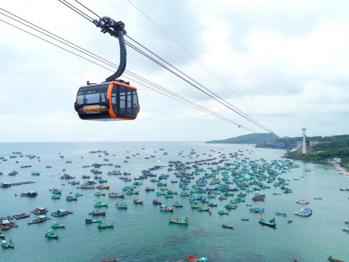 Cáp treo Hòn Thơm hút lượng khách lớn về Nam Đảo Ngọc.
