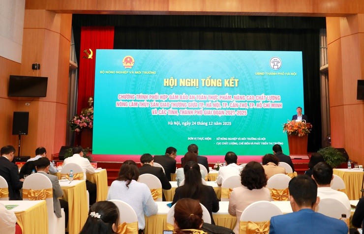 Toàn cảnh Hội nghị.