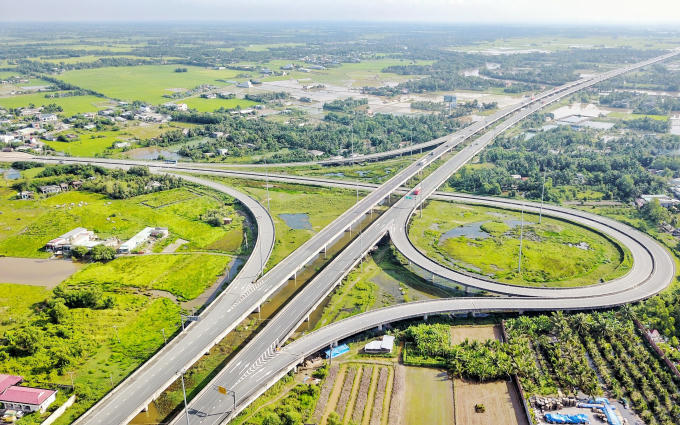 Sự đầu tư mạnh mẽ về hạ tầng giúp bất động sản Long An “bứt tốc”