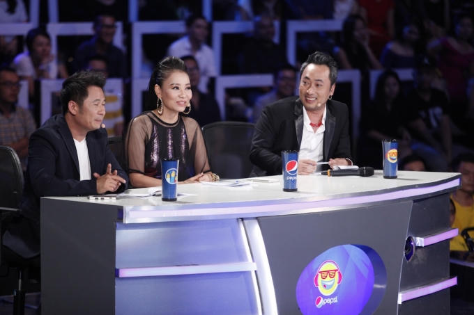 Vietnam Idol 2016: “Chàng trai bún bò” Bá Duy thể hiện “đẳng cấp ca sĩ” trong liveshow đầu tiên