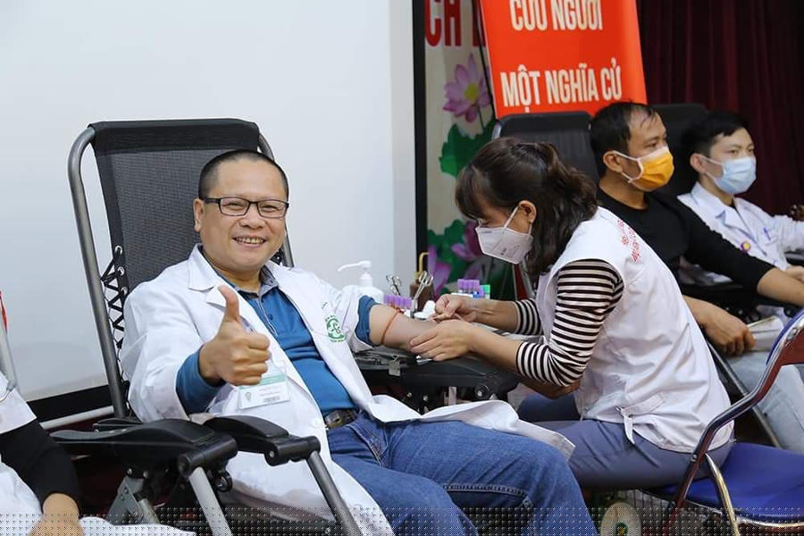 BSCKII. Lê Sỹ Hùng - Phó trưởng khoa Nhi (Ảnh: BVCC)