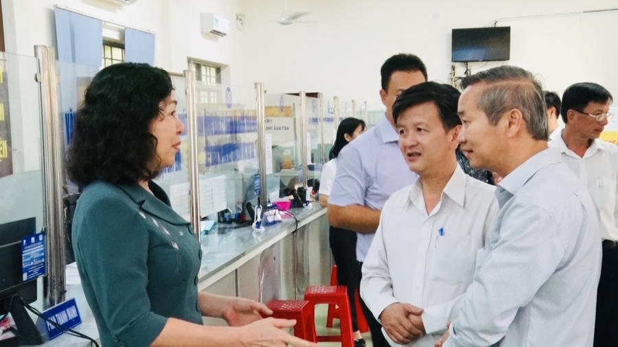 Phó Bí thư Tỉnh ủy đề nghị các địa phương cần vận hành Trung tâm Phục vụ hành chính công thông suốt, khắc phục tình trạng hồ sơ trễ hẹn.