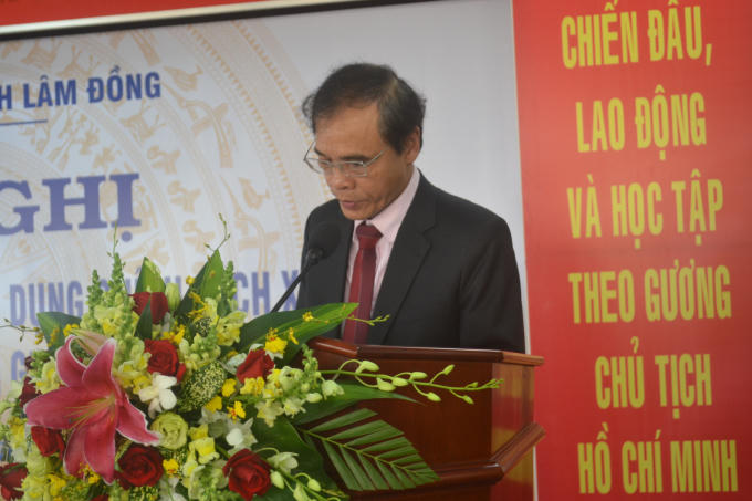 Ông Huỳnh Thanh Lân- Giám đốc NHCSXH Lâm Đồng phát biểu tại hội nghị.