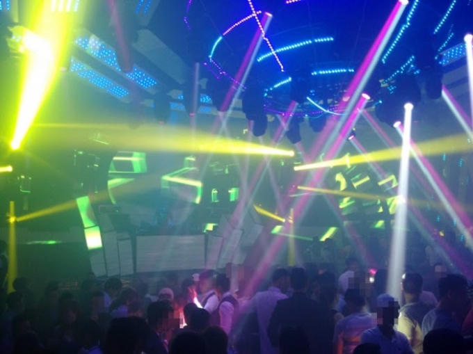 Bar 212 Nguyễn Trãi được đánh giá cao về chất lượng âm thanh và đội ngũ DJ rất hot.