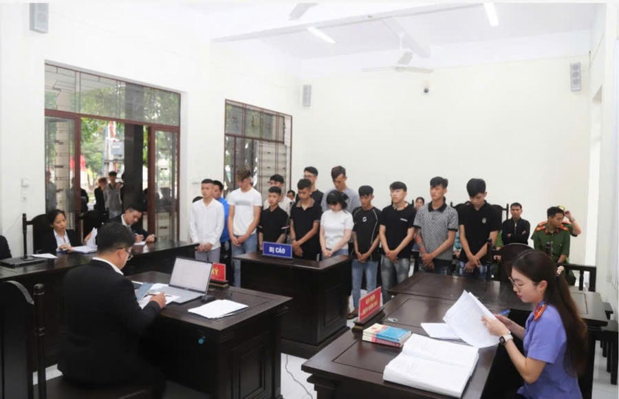 Kịp thời ngăn chặn 70 quái xế chuẩn bị đua xe trái phép.