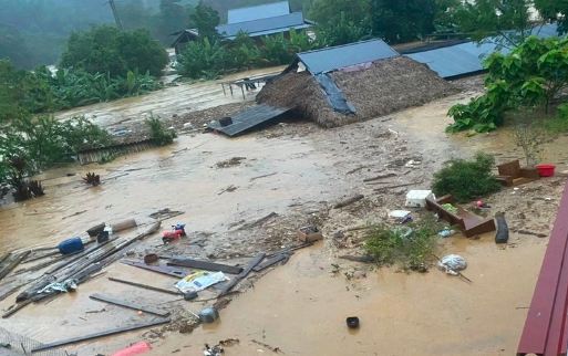 Bão Bualoi gây thiệt hại nặng nề tài nhiều địa phương.