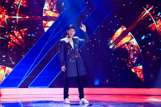 Qu&aacute;ch Th&agrave;nh Danh tiết lộ chuyện ca sĩ nữ qua hải ngoại &ldquo;cặp bồ&rdquo; đại gia