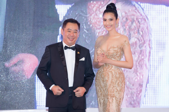 &Aacute; hậu Trương Thị May  diện v&aacute;y lộng lẫy dự sự kiện tại Campuchia