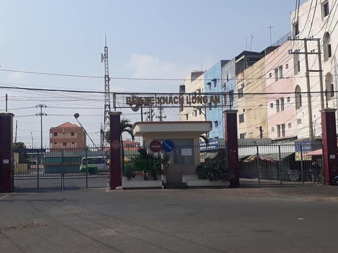 ben xe khach long an dong cua