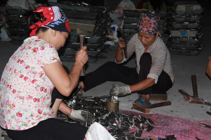 Người dân Phùng Xá giàu có với nghề truyền thống