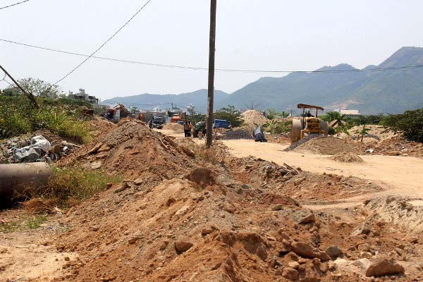 Ngổn ngang Dự án Khu đô thị Hoàng Long.
