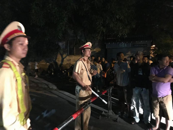 Live: Xuy&ecirc;n đ&ecirc;m v&acirc;y bắt đối tượng &ocirc;m