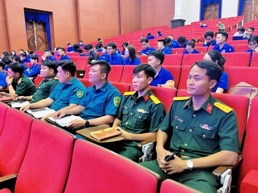 Các đại biểu, Báo cáo viên, Tuyên truyền viên các cấp, cán bộ Đoàn chủ chốt các cấp, thành viên Ban Chỉ đạo 35.