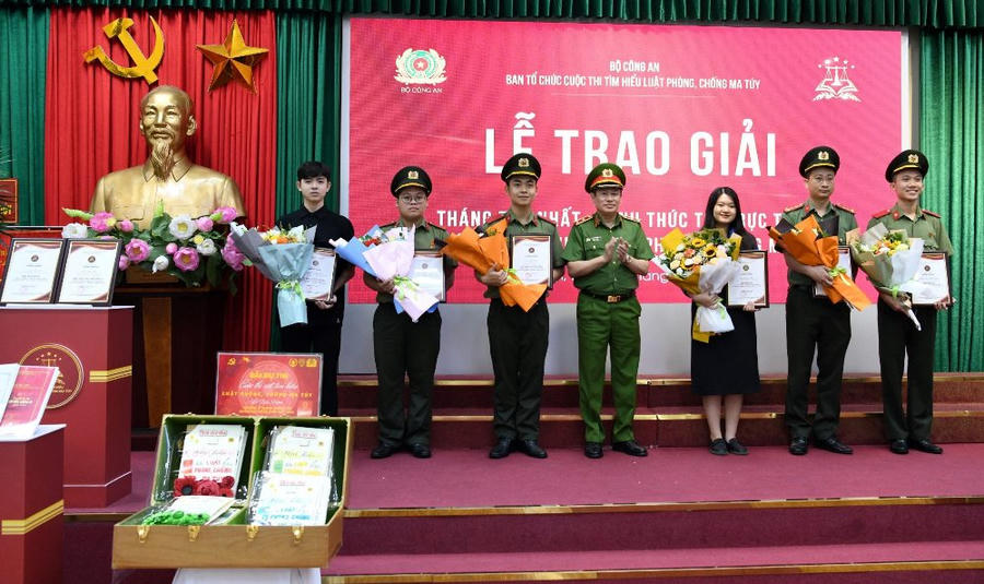 z4691870995224_2ca5cce456da4fe5337e05b0a0842031