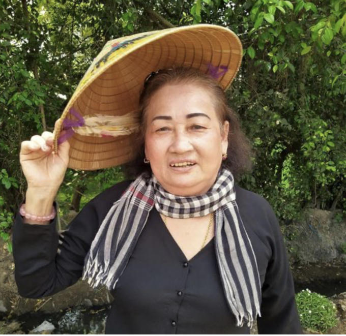 0AADA4A6-5057-4CCB-8852-AB59FFF14640.