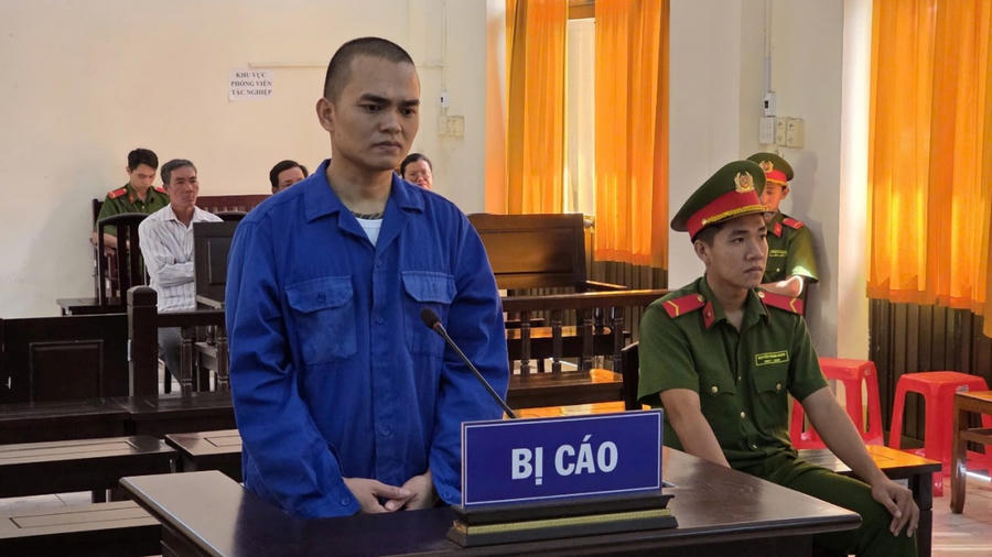 Bị cáo Trần Minh Xuông tại phiên toà