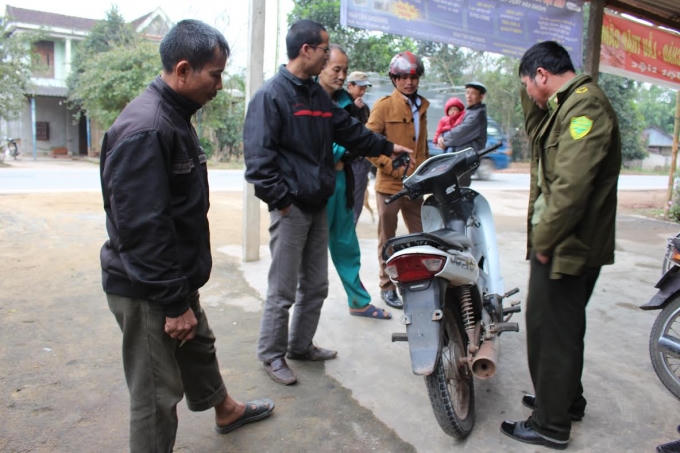Chiếc xe máy không mang BKS do 2 nam thanh niên dùng đi lấy trộm xe máy của anh Đạt.