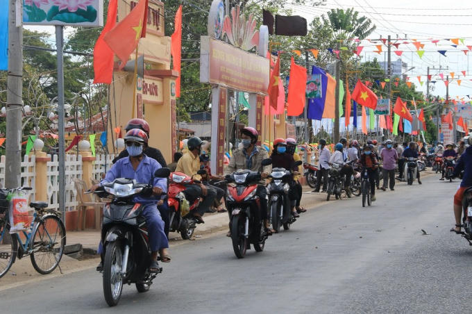 Người dân về hành hương tại vùng đất khai sáng đạo thưa thớt hơn mọi năm