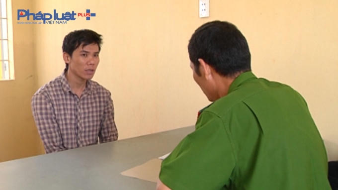 Đối tượng Hưng tại cơ quan cảnh sát điều tra.