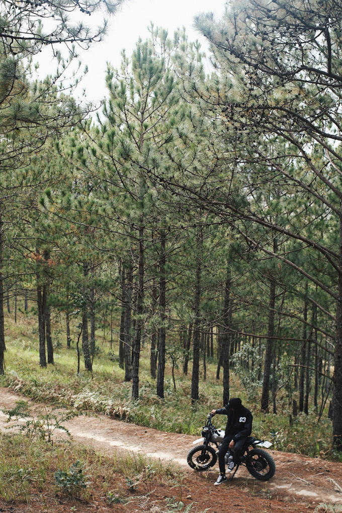 “Ngày khác lạ” – ca khúc hoàn hảo nhất dành cho những người trẻ ưa dịch chuyển