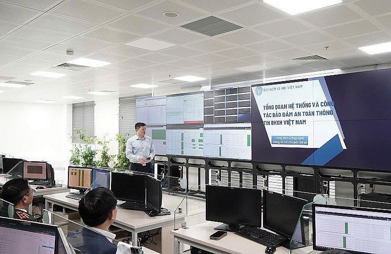 Hệ thống của BHXH Việt Nam đã xác thực thành công hơn 100,2 triệu thông tin công dân, trong đó có khoảng 90,5 triệu người đang tham gia, thụ hưởng BHXH, BHYT, BHTN.