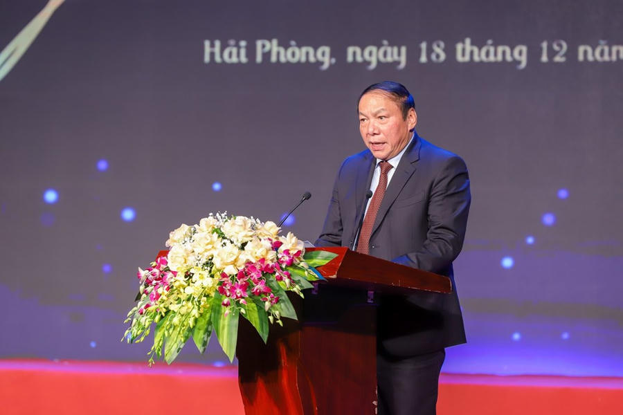 Bộ trưởng Bộ VHTT&DL Nguyễn Văn Hùng phát biểu tại buổi lễ.
