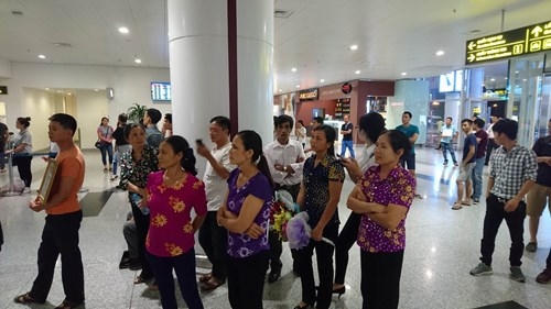 Sân bay Nội Bài vào thời điểm 20h28. Ảnh: Như Ý