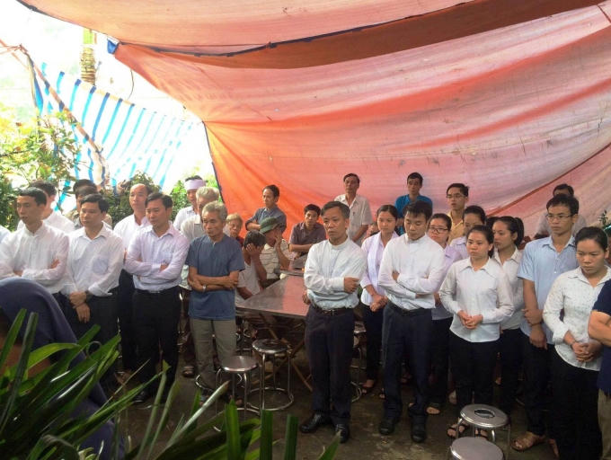 Ai cũng ngậm ngùi trước cái chết bất ngờ của chị Phạm Thị Oanh.