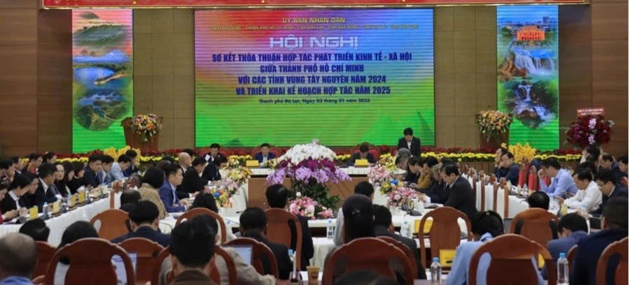 Hội nghị có hơn 200 đại biểu là những lãnh đạo TP.HCM, 5 tỉnh Tây Nguyên và doanh nghiệp các địa phương tham dự. Ảnh: Quang Sáng