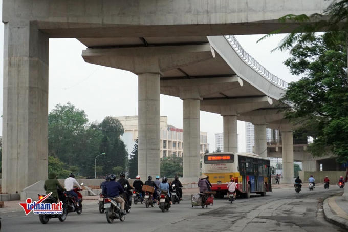 Hệ thống rào chắn thi công trên đường Kim Mã đã được dỡ bỏ