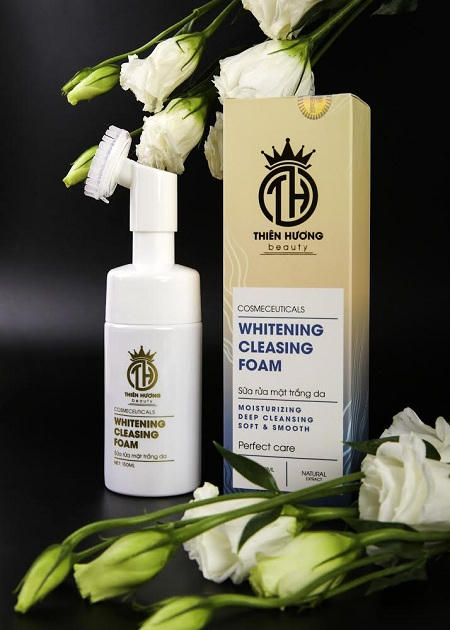 Rửa mặt đ&uacute;ng c&aacute;ch để bảo vệ l&agrave;n da