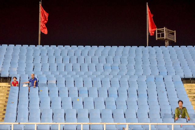 S&acirc;n Mỹ Đ&igrave;nh vắng kh&aacute;n giả trong ng&agrave;y U23 Việt Nam thắng U23 Brunei