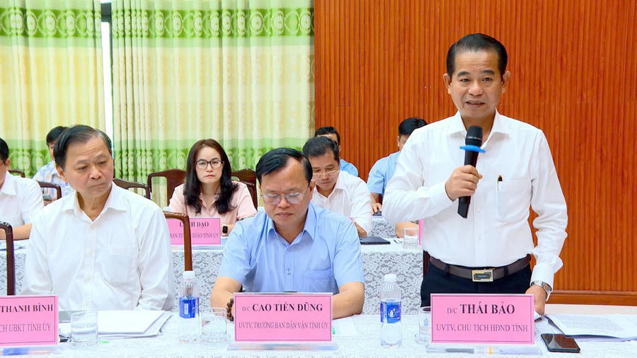 Ông Thái Bảo, Chủ tịch HĐND tỉnh Đồng Nai phat biểu tại buổi làm việc.