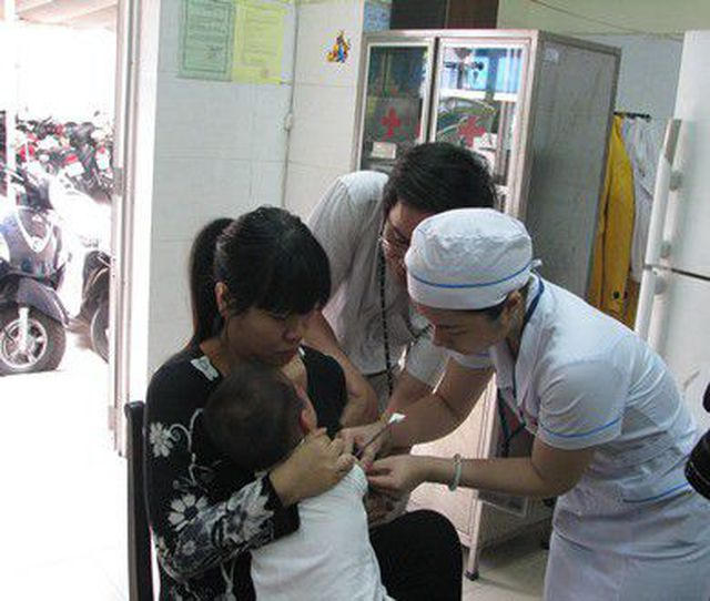 Theo kế hoạch, có 73.000 trẻ sẽ được tiêm bổ sung vắc xin sởi – rubella trong chiến dịch tiêm chủng lần này.