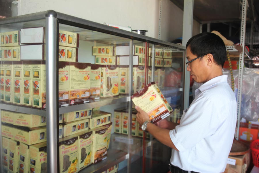Các sản phẩm chủ lực của huyện Năm Căn, được chứng nhận OCOP đảm bảo chất lượng, sản xuất ổn định.