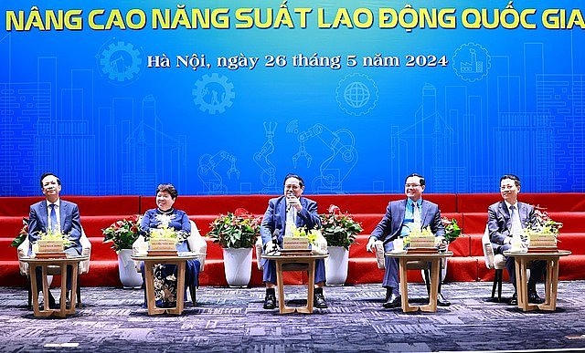 Thủ tướng Chính phủ Phạm Minh Chính chia sẻ với các đại biểu tại Diễn đàn. (Ảnh:VGP_