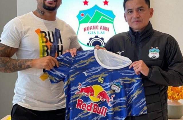 Tiền đạo gốc Brazil ra mắt Hoàng Anh Gia Lai  mùa giải 2022