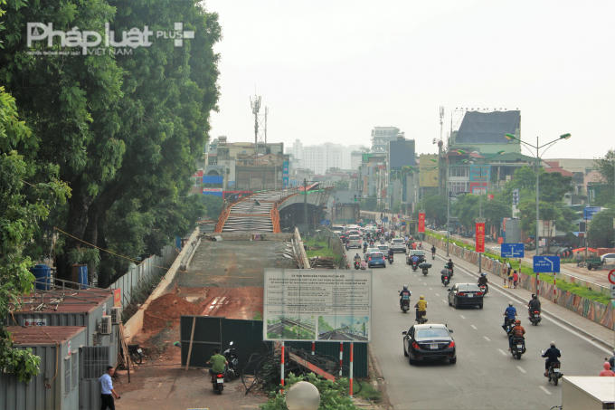 Dự án xây dựng cầu vượt nút giao An Dương đang bị chậm 1 tháng so với kế hoạch tiến độ