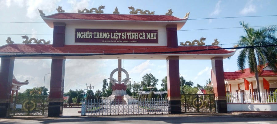 Tỉnh Cà Mau tổ chức nhiều hoạt động thiết thực như thăm hỏi, tặng quà gia đình chính sách, người có công; chỉnh trang, tôn tạo các di tích lịch sử, nhà bia ghi danh liệt sĩ và nghĩa trang.