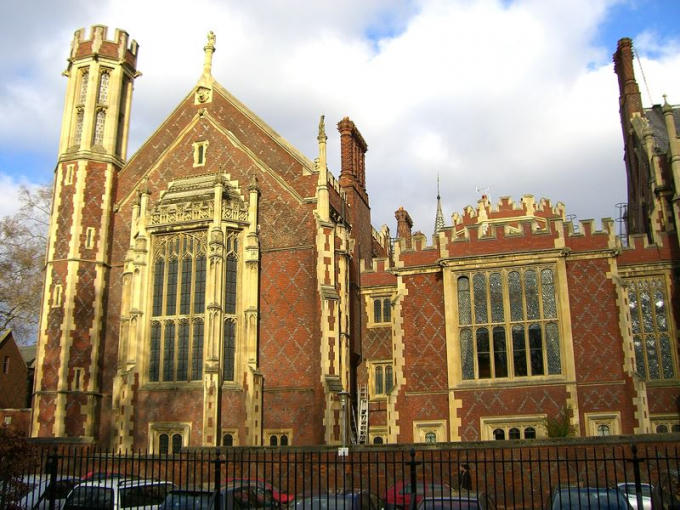 Thư viện trong khuôn viên Lincoln’s Inn