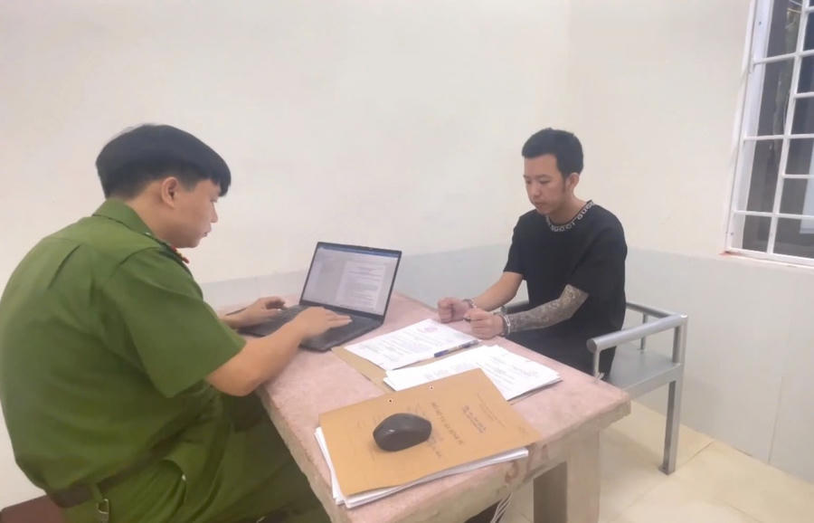 Thừa nhận hành vi phạm tội - Ảnh Công an Nghệ An.