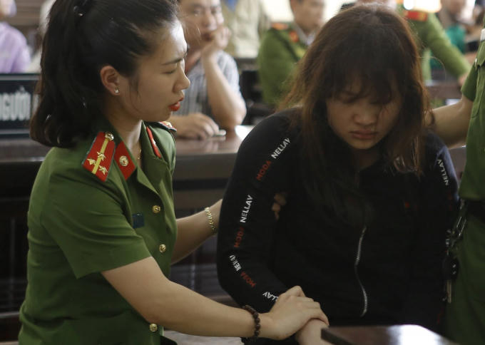 Bị cáo Huệ tại phiên xét xử ngày 16/3.