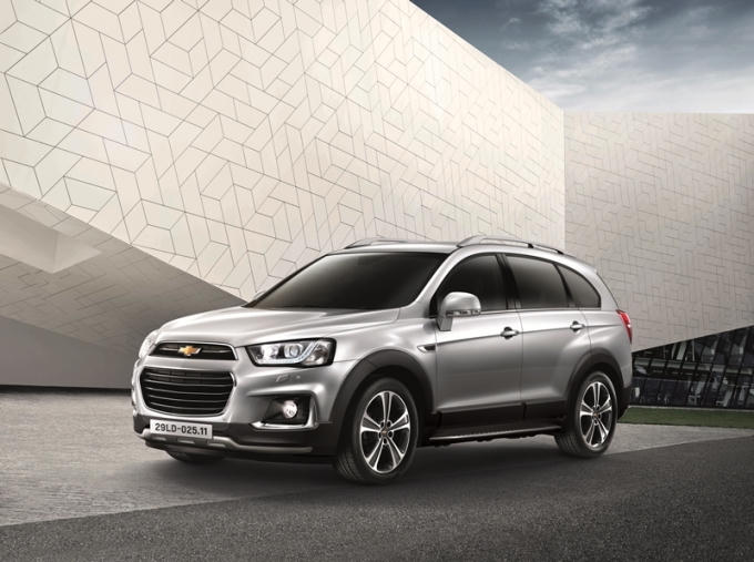 Chevrolet Captiva mới.