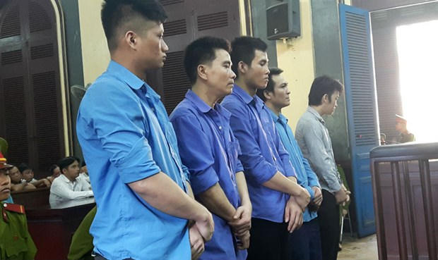 Các bị cáo tại phiên tòa.
