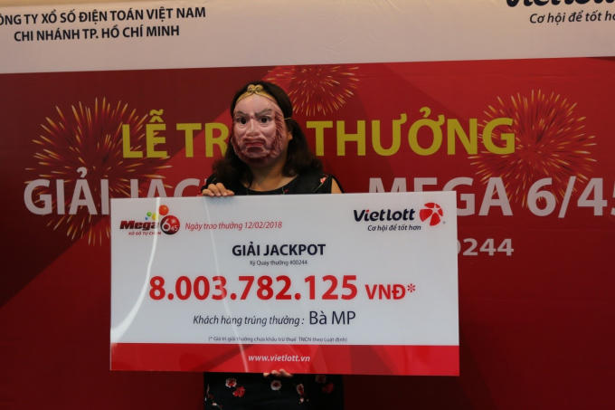 Bà VT – Chủ nhân của giải Jackpot 2 sản phẩm Power 6/55 kỳ QSMT số 84