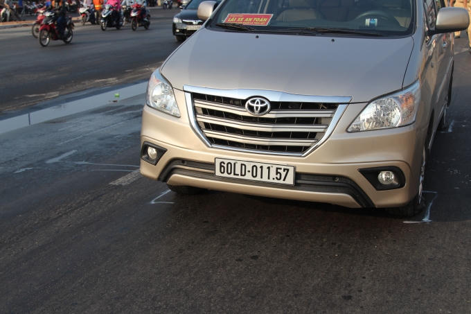 Cận cảnh hiện trường vụ tai nạn liên hoàn trên cầu vượt ngã tư Thủ Đức