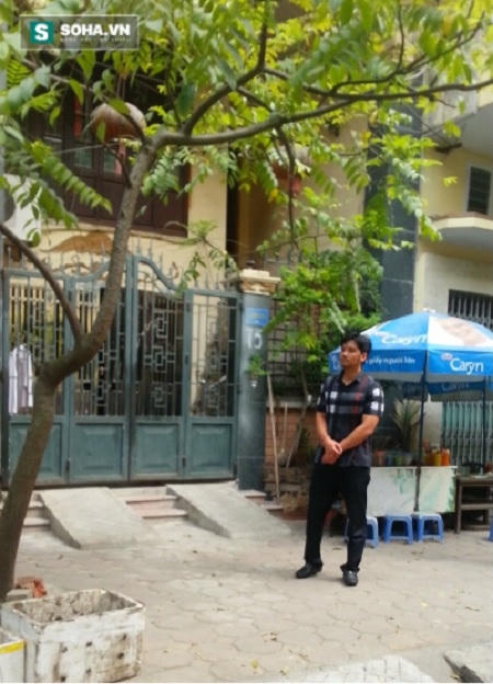 Hình ảnh nghi phạm tại hiện trường vào lúc 14h48' (Ảnh: Hà Khê).